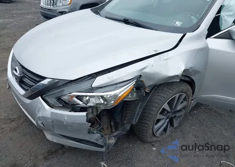 2017 Nissan Altima 2.5 Sv z USA, uszkodzony, nr VIN 1N4AL3AP2HC239414